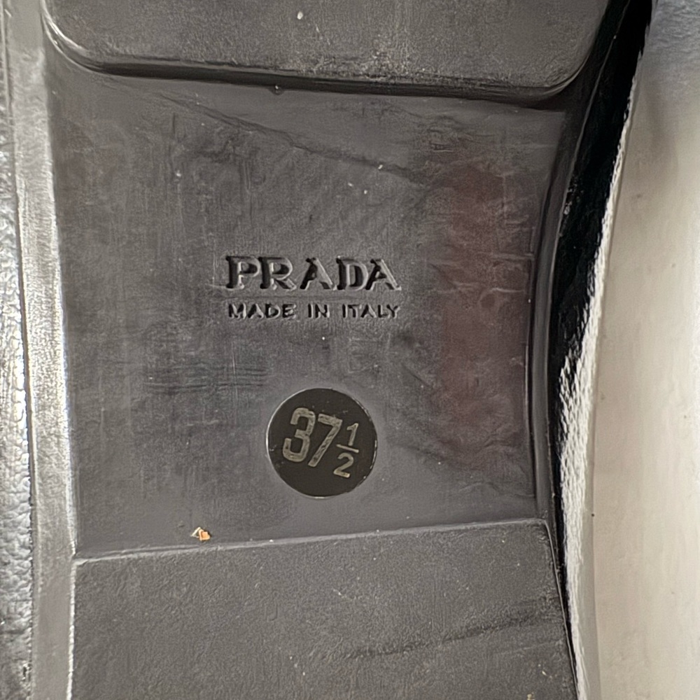 Prada Black Patent Leather Loafers Flats Size 7.5 - Picture 8 of 9
